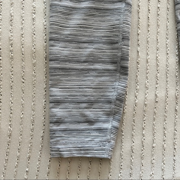 Lululemon High Times Pant Leggings Cyber Stripe White Silver Fox - Picture 10 of 10